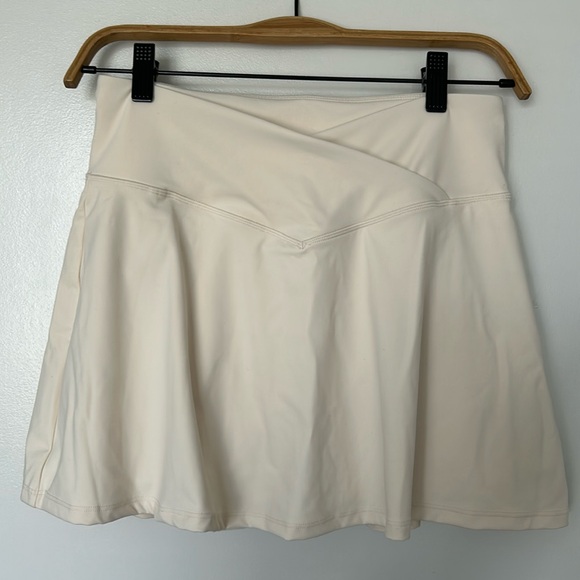 NWT: TALA DayFlex tennis skort - Picture 3 of 5